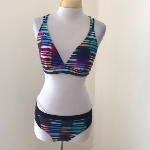 Athleta medium black multi bikini set. - Picture 1 of 8